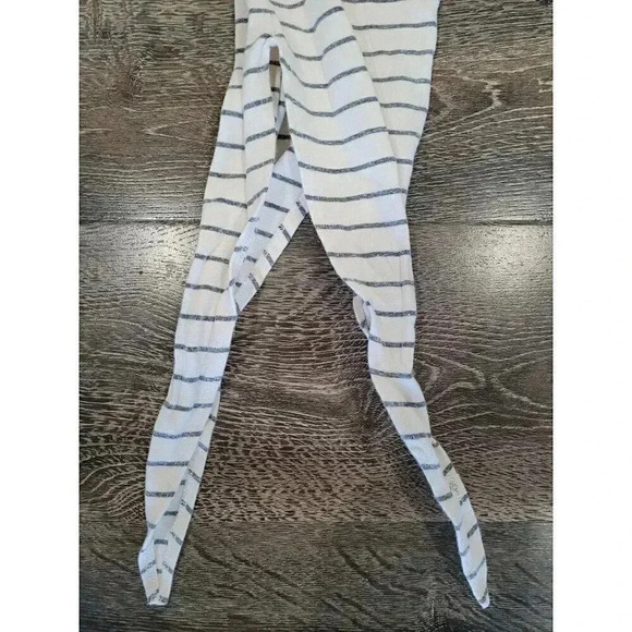 Lulu + Roo baby sleeper size 0-6 months #5 - Picture 2 of 4